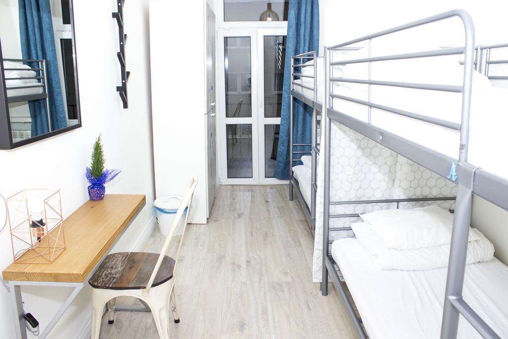 Chillout Hostel *